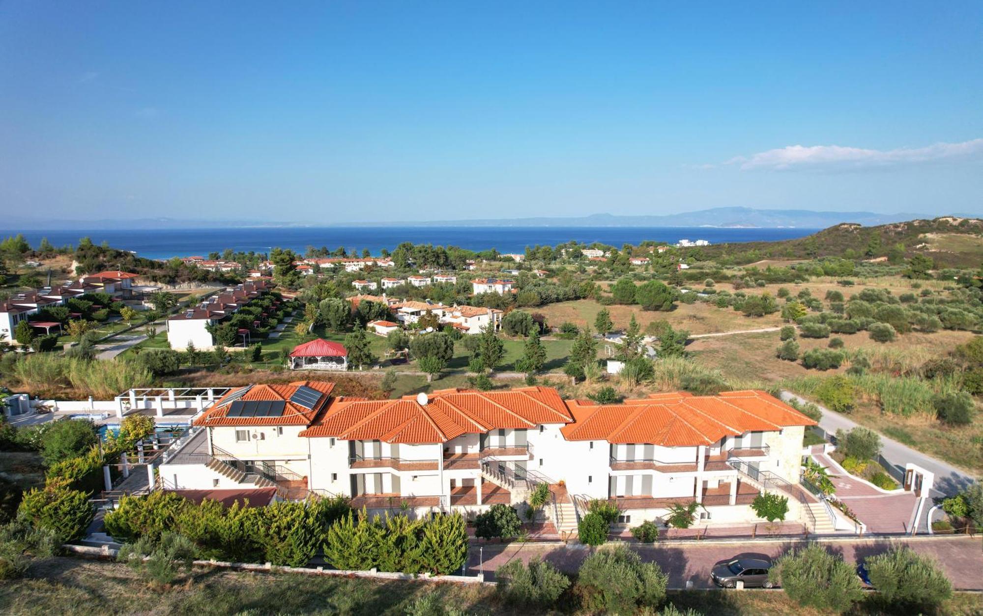 Ampelia Hotel Kassandra Hanioti Exterior photo